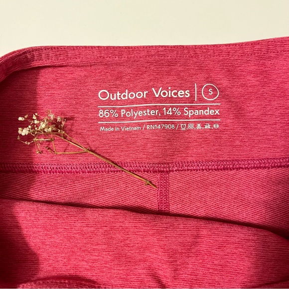 Outdoor Voices workout set - Picture 4 of 11